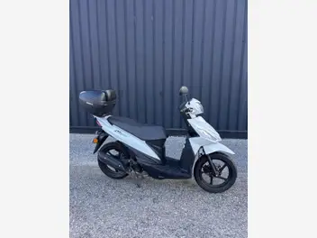 suzuki-address-110-2018-manual-12300-km-essence
