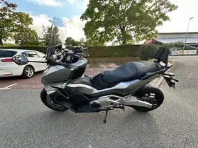 honda-forza-750-2024-auto-6511-km-essence-1