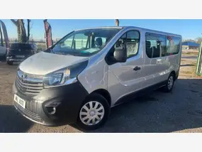 opel-vivaro-ii-2017-manual-180000-km-diesel-1