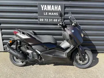 yamaha-x-max-125-2026-auto-250-km-essence
