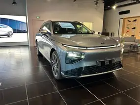xpeng-g9-2024-auto-29990-km-électrique-1