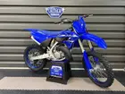yamaha-yz-2025-manual-1-km-essence-2