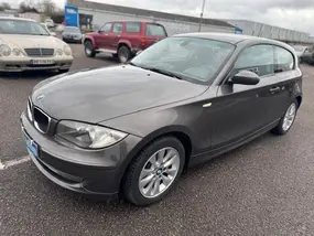 bmw-serie-1-e81-3-portes-societe-2008-manual-199500-km-diesel-1