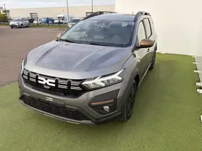 dacia-jogger-phase-2-2025-manual-10-km-essence-1