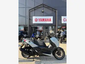 yamaha-x-max-125-2025-auto-2173-km-essence-1