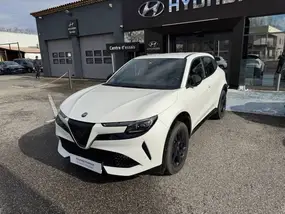 alfa-romeo-junior-2025-auto-14629-km-essence-1