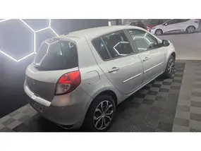 renault-clio-iii-phase-2-2010-auto-127000-km-diesel-1