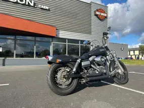 harley-davidson-dyna-street-bob-1584-2011-manual-13817-km-essence-1