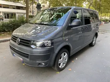 volkswagen-caravelle-minibus-2014-manual-170898-km-diesel