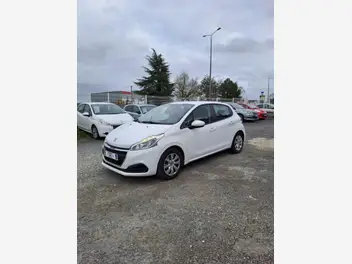 peugeot-208-phase-2-2015-manual-177000-km-diesel