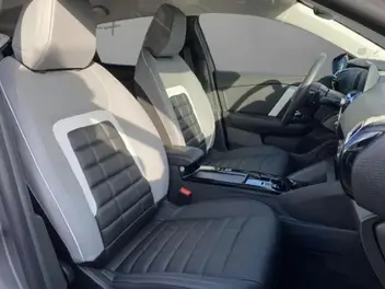 citroen-c4-iii-phase-2-2026-auto-10-km-essence