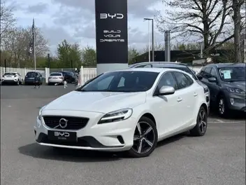 volvo-v40-ii-phase-2-2017-manual-90721-km-diesel