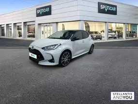 toyota-yaris-iv-2022-auto-39054-km-hybrides-1