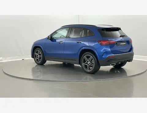 MERCEDES GLA