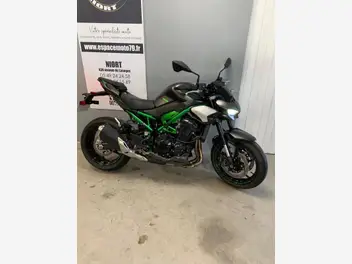 kawasaki-z-900-2025-manual-1003-km-essence