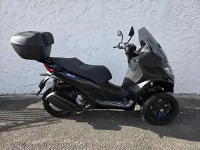 piaggio-mp3-hpe-2025-auto-3502-km-essence-1