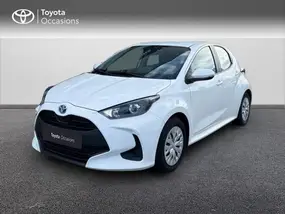 toyota-yaris-iv-2023-auto-48800-km-hybrides-1