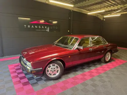 JAGUAR XJ6