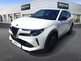 alfa-romeo-junior-2025-auto-26535-km-essence-1