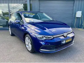 volkswagen-golf-viii-2023-auto-36146-km-essence-1