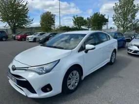 toyota-avensis-iii-phase-2-2017-manual-72701-km-diesel-1
