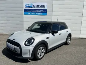mini-iii-5p-phase-2-2022-auto-32650-km-essence-1