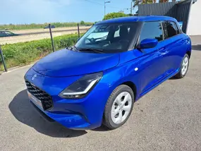 suzuki-swift-v-2025-auto-777-km-essence-1