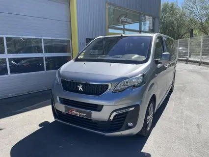 PEUGEOT TRAVELLER