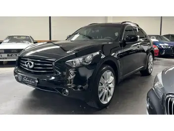 INFINITI