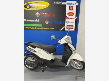 piaggio-liberty-125-2024-auto-200-km-essence