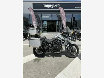 triumph-tiger-800-2016-manual-55852-km-essence