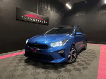 kia-ceed-iii-2018-auto-105000-km-essence
