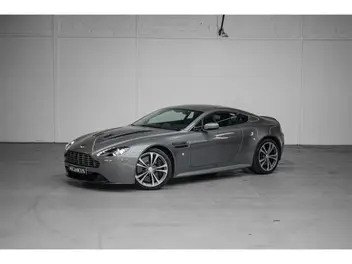 aston-martin-vantage-2010-manual-23000-km-essence