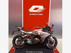qj-motor-srk-2026-manual-180-km-essence-1