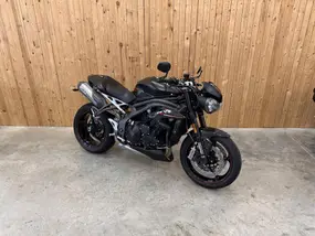 triumph-speed-triple-1050-2019-manual-24400-km-essence-1