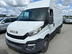 iveco-daily-v-2015-manual-99322-km-diesel-1