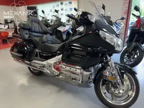honda-gl-goldwing-1800-2009-manual-33550-km-essence-1