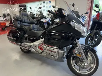honda-gl-goldwing-1800-2009-manual-33550-km-essence
