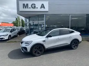 renault-arkana-2022-auto-49000-km-hybrides-1