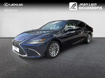 LEXUS