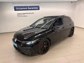 volkswagen-golf-viii-gti-phase-2-2024-auto-7499-km-essence-1