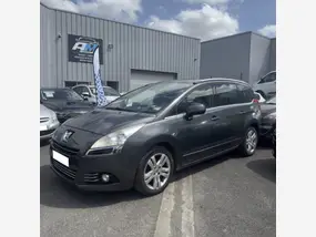 peugeot-5008-2012-manual-241200-km-diesel-1