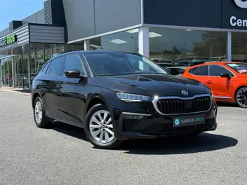 skoda-scala-phase-2-2025-manual-13885-km-essence