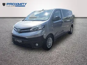 toyota-proace-ii-phase-2-2024-auto-14120-km-diesel-1