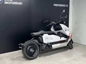 bmw-ce-04-2023-auto-9782-km-électrique-1