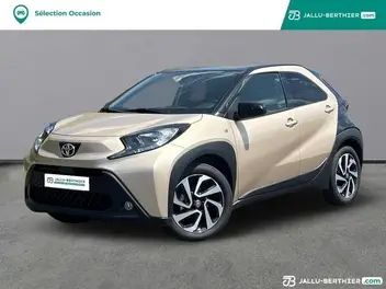 toyota-aygo-x-2025-auto-5600-km-essence