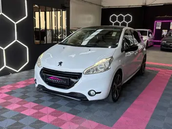peugeot-208-2015-manual-121000-km-diesel