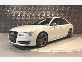 audi-s8-iii-2013-auto-147348-km-essence-1
