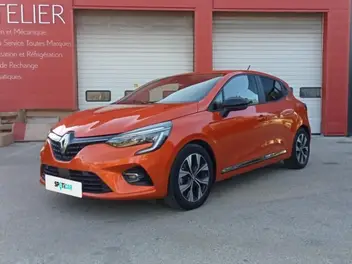 renault-clio-v-2023-auto-46064-km-hybrides