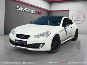 hyundai-genesis-coupe-2010-auto-106000-km-essence-1